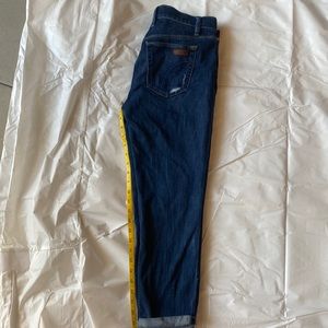 Joes jeans size 00.  High rise straight ankle.